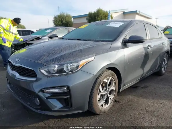 3KPF24AD5LE256336 2020 KIA FORTE - Image 2