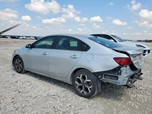 3KPF24AD5LE256630 2020 KIA FORTE - Image 2