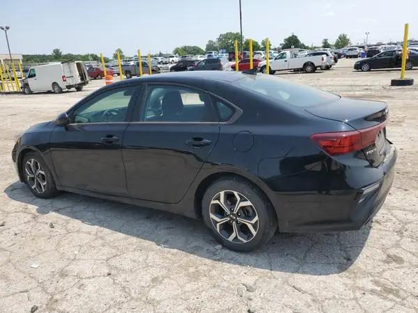 3KPF24AD5ME264597 2021 KIA FORTE - Image 2