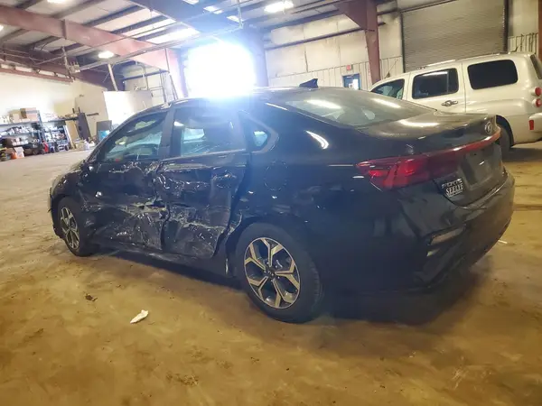 3KPF24AD5ME264826 2021 KIA FORTE - Image 2