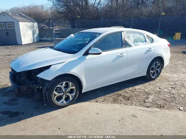 3KPF24AD5ME266480 2021 KIA FORTE - Image 2