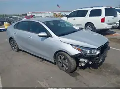 3KPF24AD5ME268391 2021 KIA FORTE