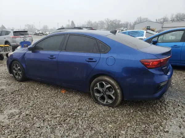 3KPF24AD5ME271212 2021 KIA FORTE - Image 2