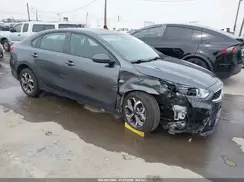 3KPF24AD5ME272036 2021 KIA FORTE