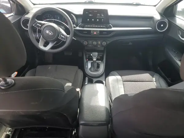 3KPF24AD5ME272649 2021 KIA FORTE - Image 8