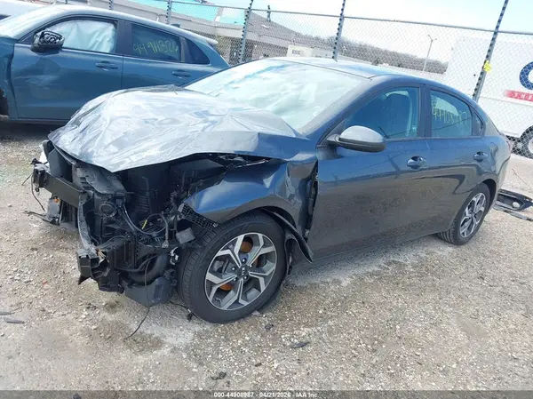 3KPF24AD5ME273980 2021 KIA FORTE - Image 2