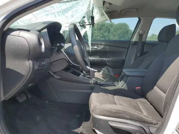 2021 KIA FORTE COPART lot 63564265 auction photo 7
