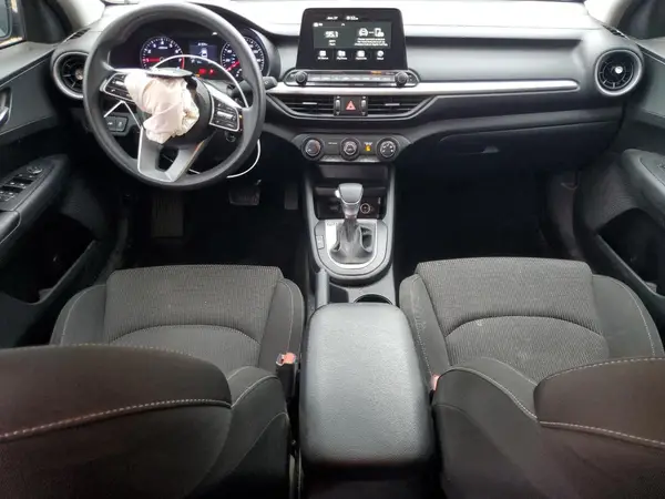 3KPF24AD5ME275180 2021 KIA FORTE - Image 8