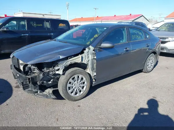 3KPF24AD5ME276152 2021 KIA FORTE - Image 2