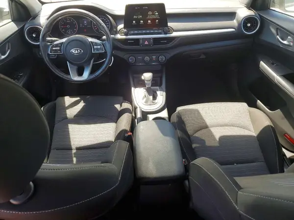 3KPF24AD5ME283277 2021 KIA FORTE - Image 8