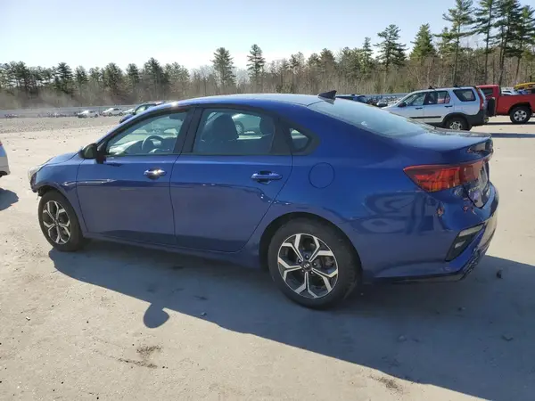 3KPF24AD5ME284042 2021 KIA FORTE - Image 2