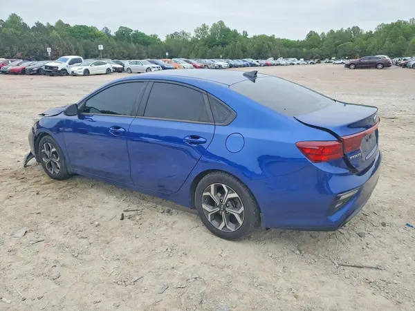 3KPF24AD5ME284350 2021 KIA FORTE - Image 2