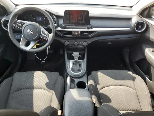 3KPF24AD5ME285109 2021 KIA FORTE - Image 8