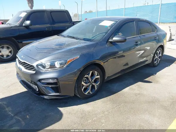 3KPF24AD5ME290701 2021 KIA FORTE - Image 2