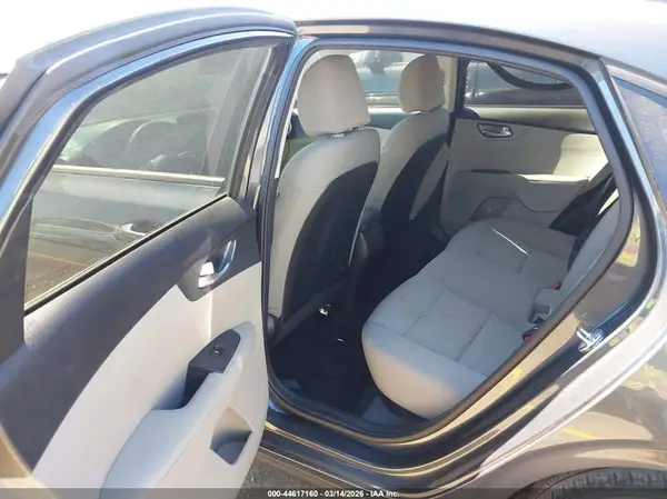3KPF24AD5ME290701 2021 KIA FORTE - Image 8