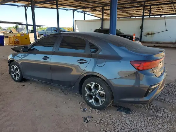 3KPF24AD5ME292576 2021 KIA FORTE - Image 2
