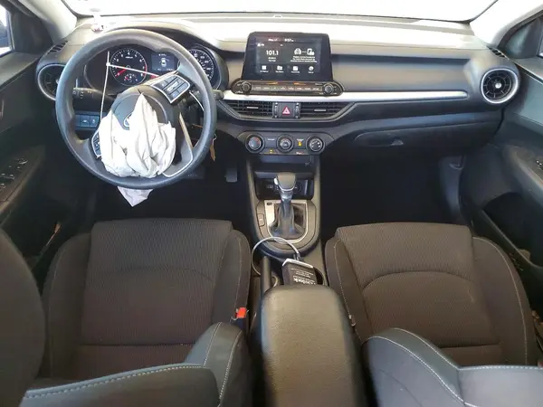 3KPF24AD5ME292576 2021 KIA FORTE - Image 8