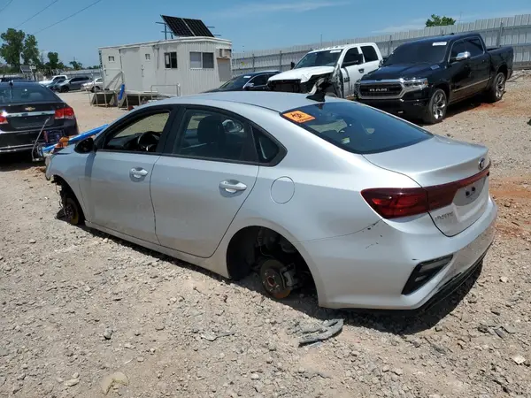 3KPF24AD5ME295008 2021 KIA FORTE - Image 2