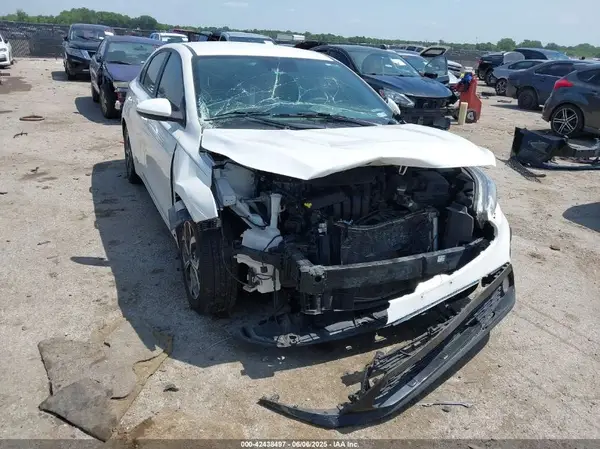 3KPF24AD5ME297261 2021 KIA FORTE - Image 1