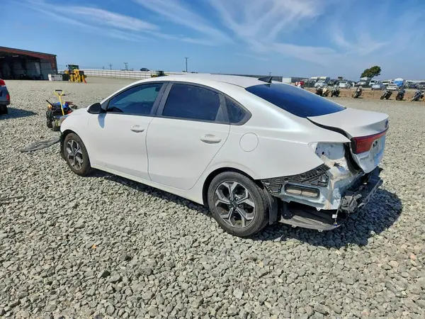 3KPF24AD5ME297941 2021 KIA FORTE - Image 2