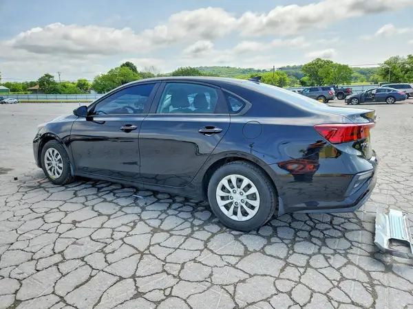 3KPF24AD5ME299303 2021 KIA FORTE - Image 2