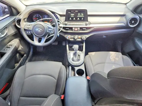 3KPF24AD5ME299303 2021 KIA FORTE - Image 8