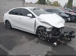 3KPF24AD5ME299768 2021 KIA FORTE