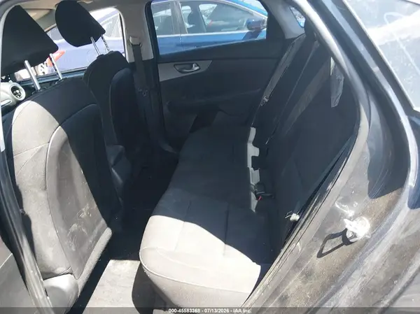 3KPF24AD5ME300241 2021 KIA FORTE - Image 8