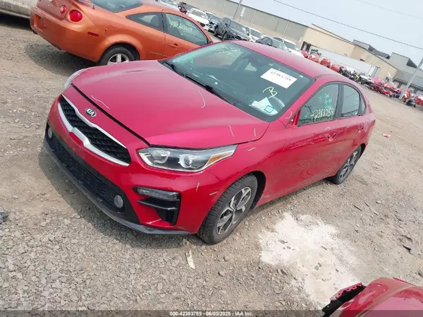 3KPF24AD5ME303978 2021 KIA FORTE - Image 2