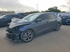 3KPF24AD5ME305195 2021 KIA FORTE