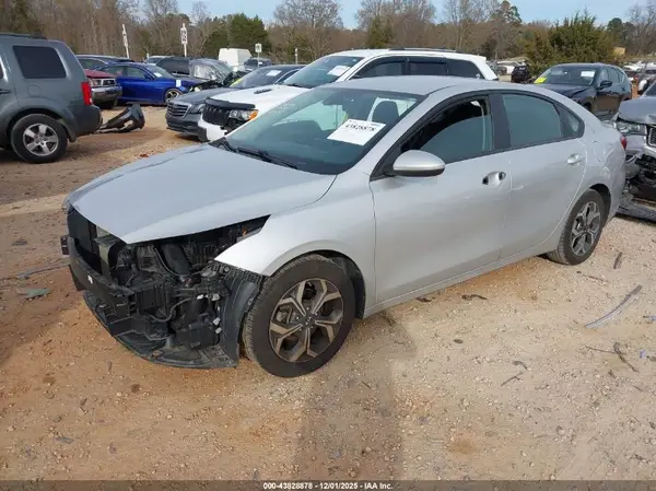 3KPF24AD5ME306475 2021 KIA FORTE - Image 2