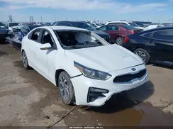 3KPF24AD5ME307402 2021 KIA FORTE