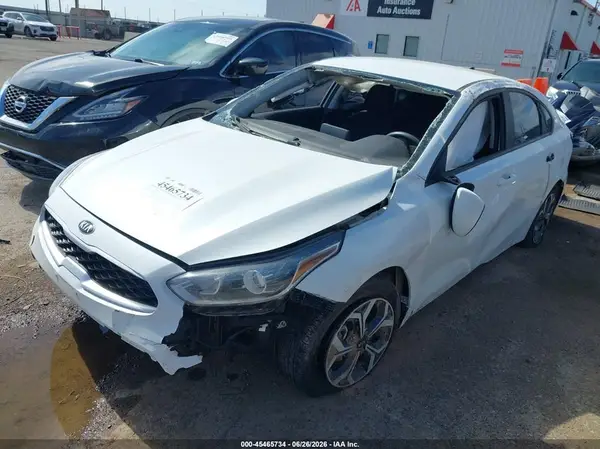 3KPF24AD5ME307402 2021 KIA FORTE - Image 2