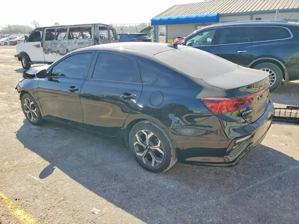 3KPF24AD5ME309232 2021 KIA FORTE - Image 2