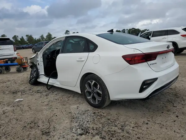 3KPF24AD5ME309974 2021 KIA FORTE - Image 2