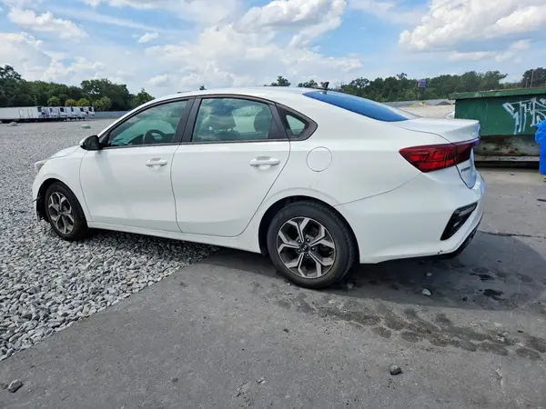 3KPF24AD5ME310347 2021 KIA FORTE - Image 2