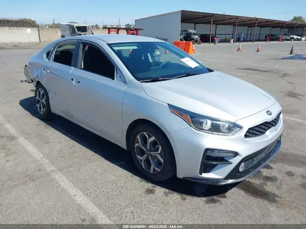 3KPF24AD5ME310591 2021 KIA FORTE - Image 1