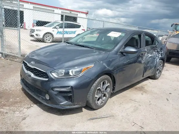 3KPF24AD5ME312616 2021 KIA FORTE - Image 2