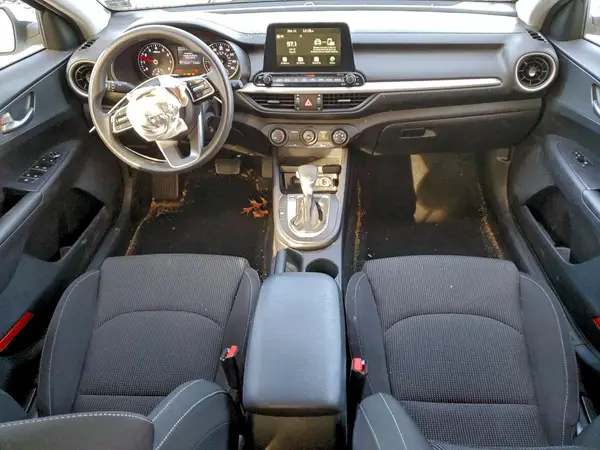 3KPF24AD5ME313667 2021 KIA FORTE - Image 8