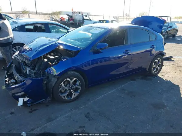 3KPF24AD5ME314155 2021 KIA FORTE - Image 2