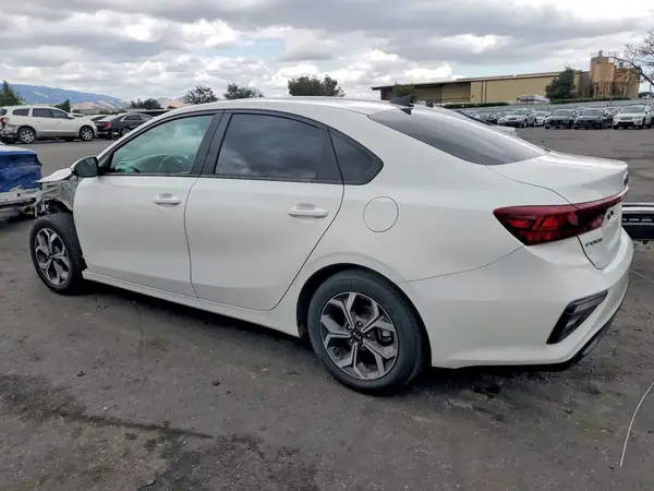3KPF24AD5ME316472 2021 KIA FORTE - Image 2