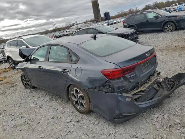 3KPF24AD5ME319503 2021 KIA FORTE - Image 2