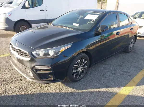 3KPF24AD5ME320232 2021 KIA FORTE - Image 2