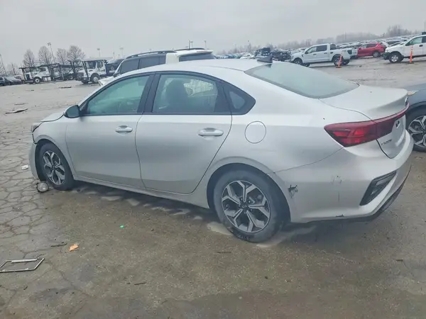 3KPF24AD5ME328590 2021 KIA FORTE - Image 2