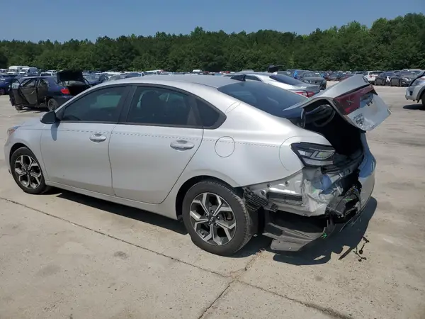 3KPF24AD5ME330582 2021 KIA FORTE - Image 2