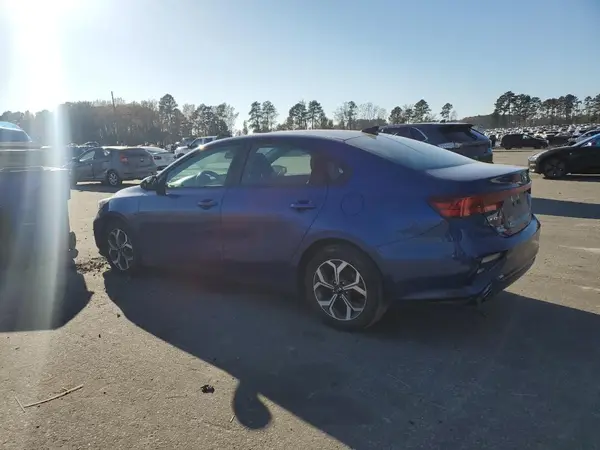 3KPF24AD5ME333689 2021 KIA FORTE - Image 2