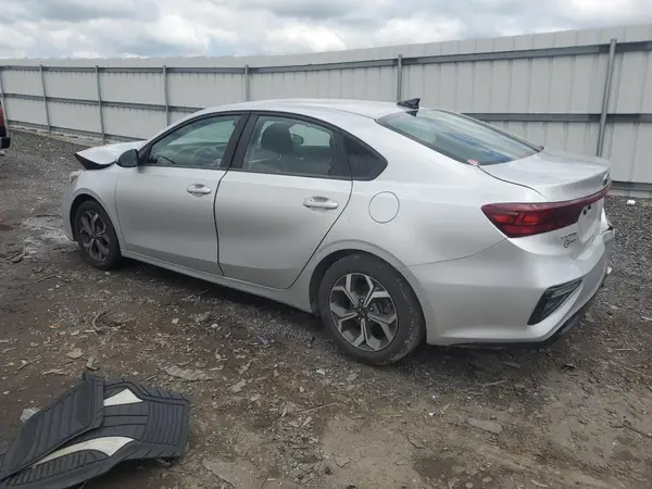 3KPF24AD5ME334549 2021 KIA FORTE - Image 2