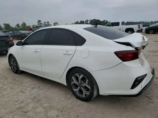 3KPF24AD5ME335832 2021 KIA FORTE - Image 2