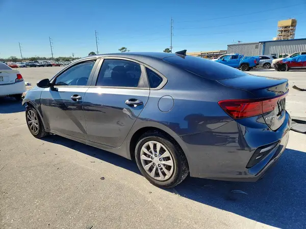 3KPF24AD5ME339945 2021 KIA FORTE - Image 2
