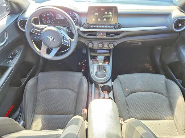3KPF24AD5ME339945 2021 KIA FORTE - Image 8
